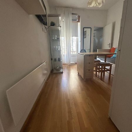 Very Close Studio Apartment Загреб Екстериор снимка