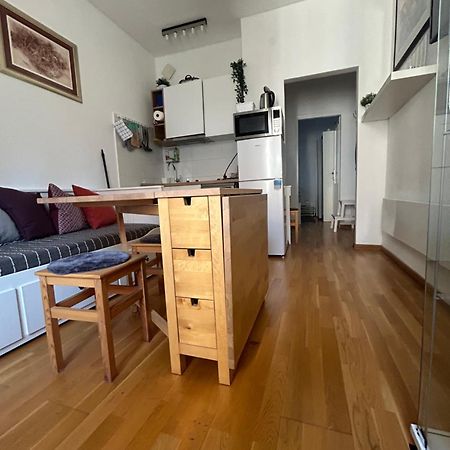 Very Close Studio Apartment Загреб Екстериор снимка