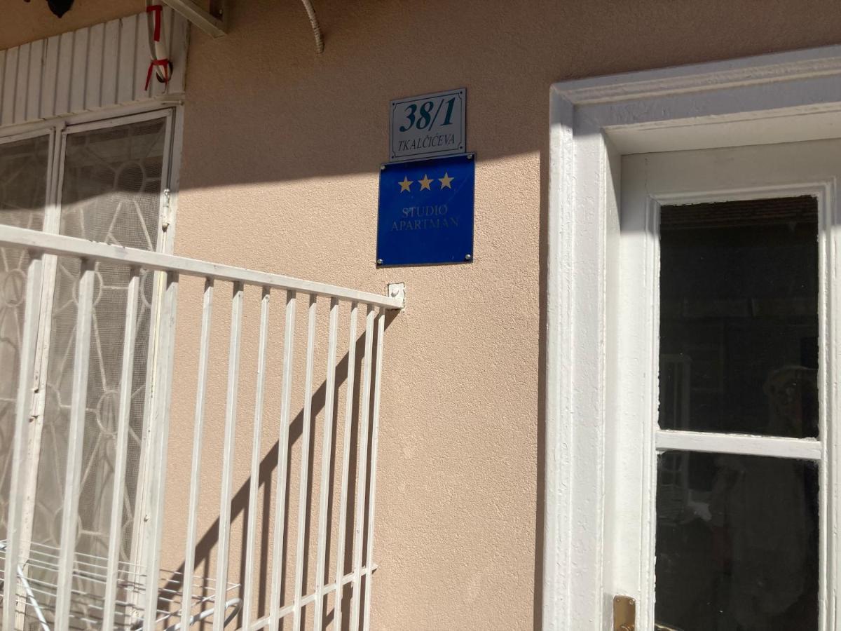 Very Close Studio Apartment Загреб Екстериор снимка
