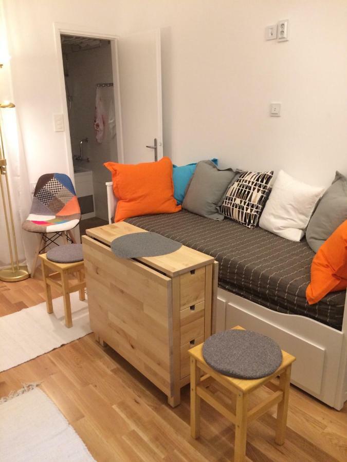 Very Close Studio Apartment Загреб Екстериор снимка